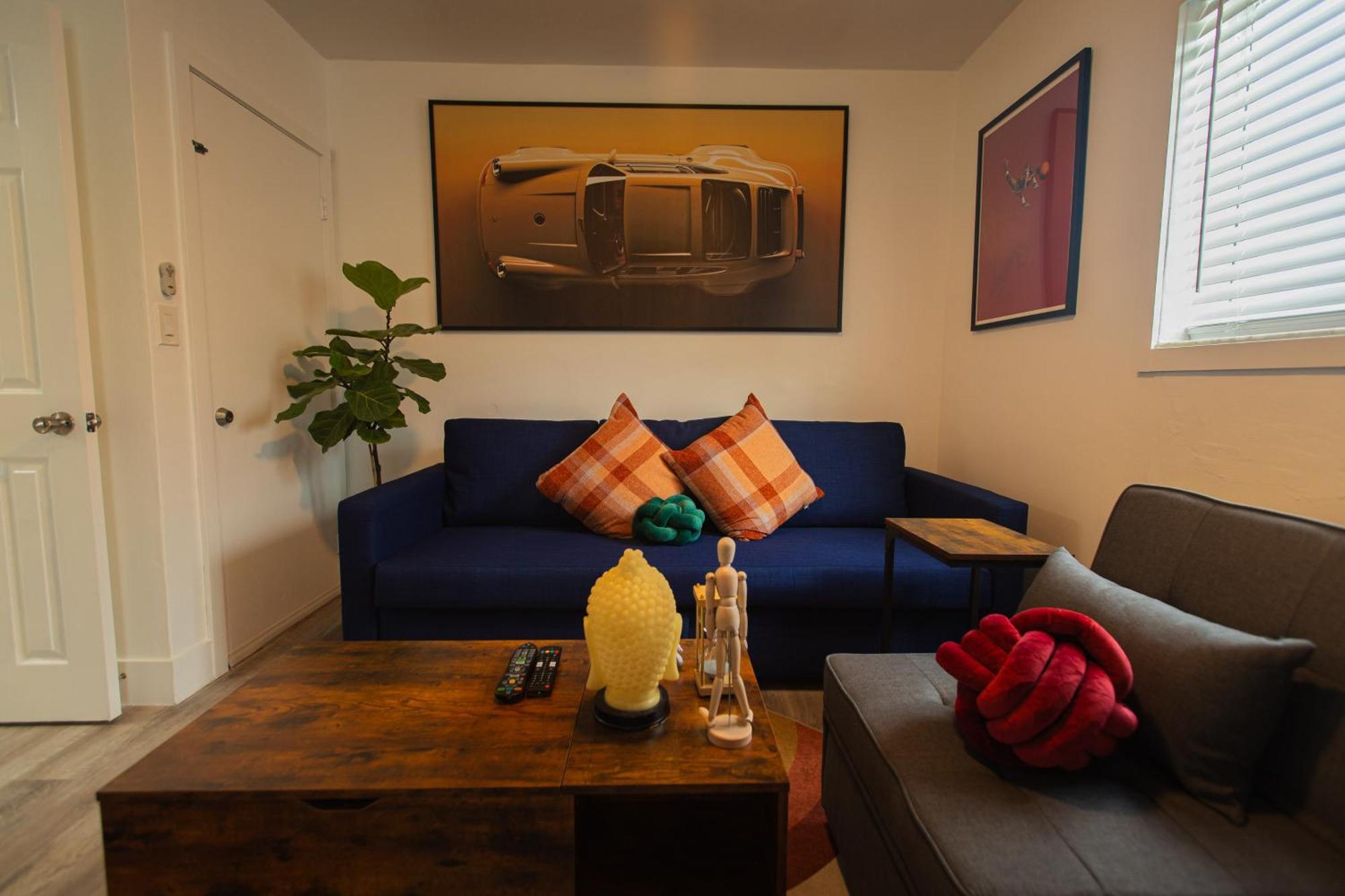 נורת' מיאמי ביץ' The Myrlande Dinvil Guest Suite מראה חיצוני תמונה